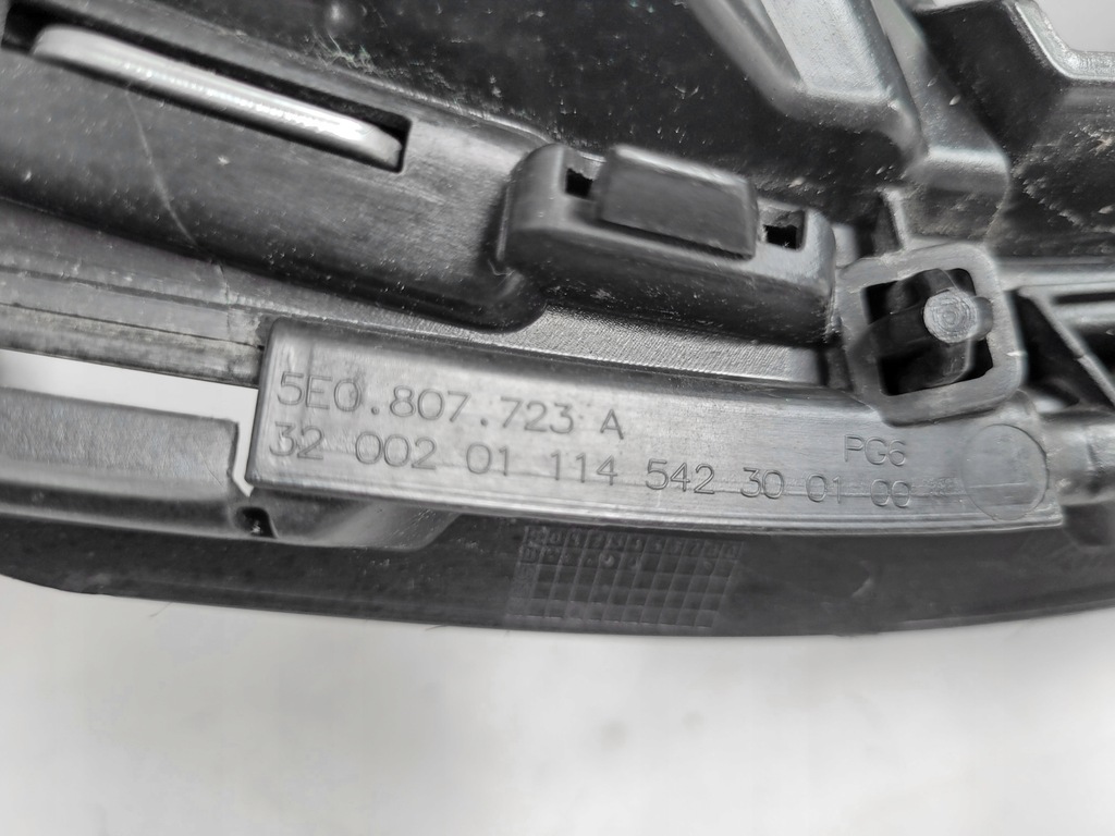 фото №4, Решётка радиатора skoda rapid / kamiq / citigo 2012-2022