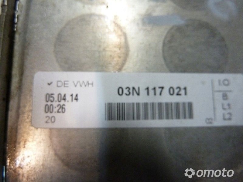 фото №12, Радиатор масла vw golf vii 03n117021