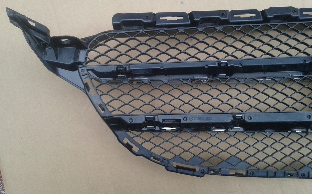 фото №9, Решётка радиатора решётка радиатора хром mercedes w205 c-klasa 14-18 amg a205880 a0008880060