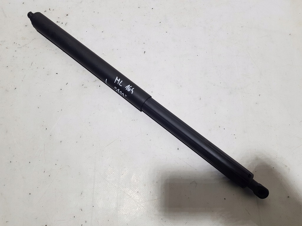 фото №1, Mercedes ml w164 привід кришки багажника