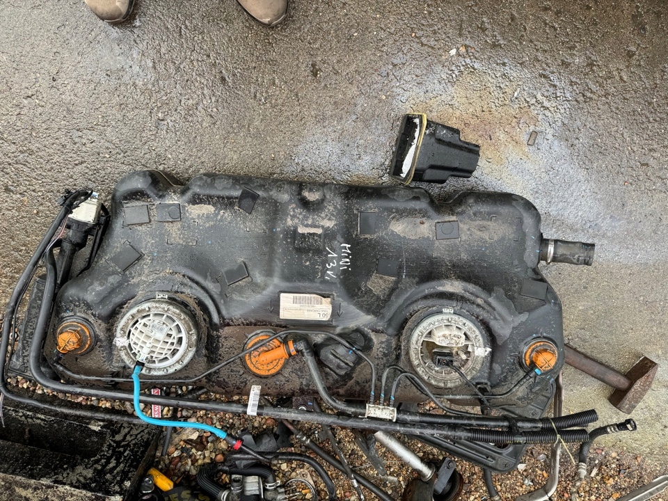 фото №4, Mini cooper clubman r55 r56 1,6 бак топлива