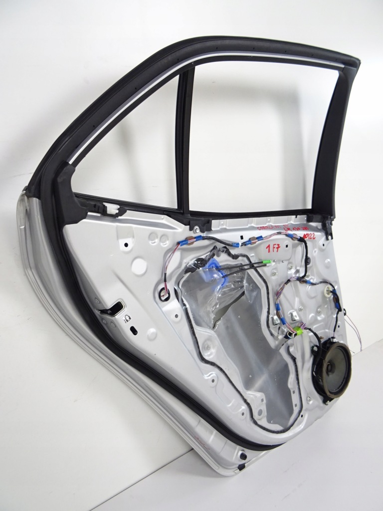 фото №15, Corolla xii e21 дверь левая задняя задние 1f7 hb 2019-