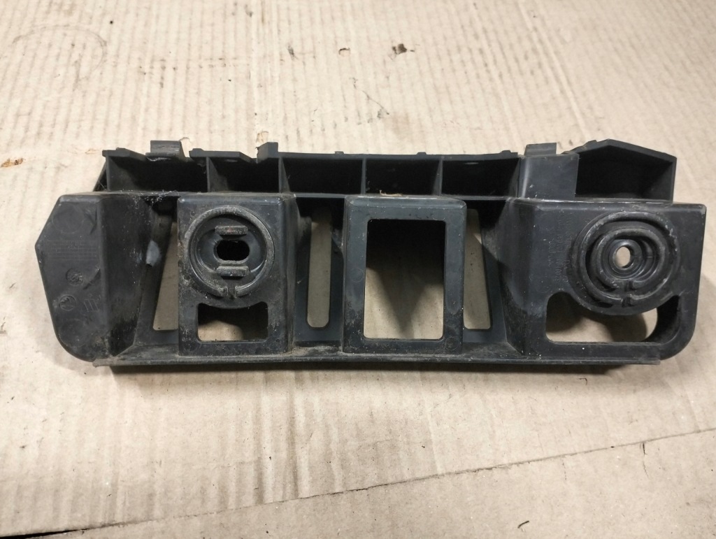 фото №5, Напрямна кронштейн бампера лівий задня skoda rapid 13-