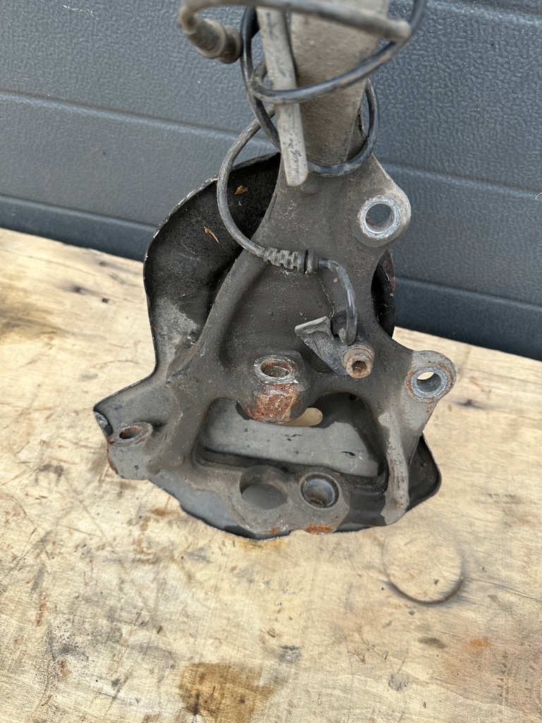 фото №6, Поворотный кулак, правый перед, правая mercedes s w221