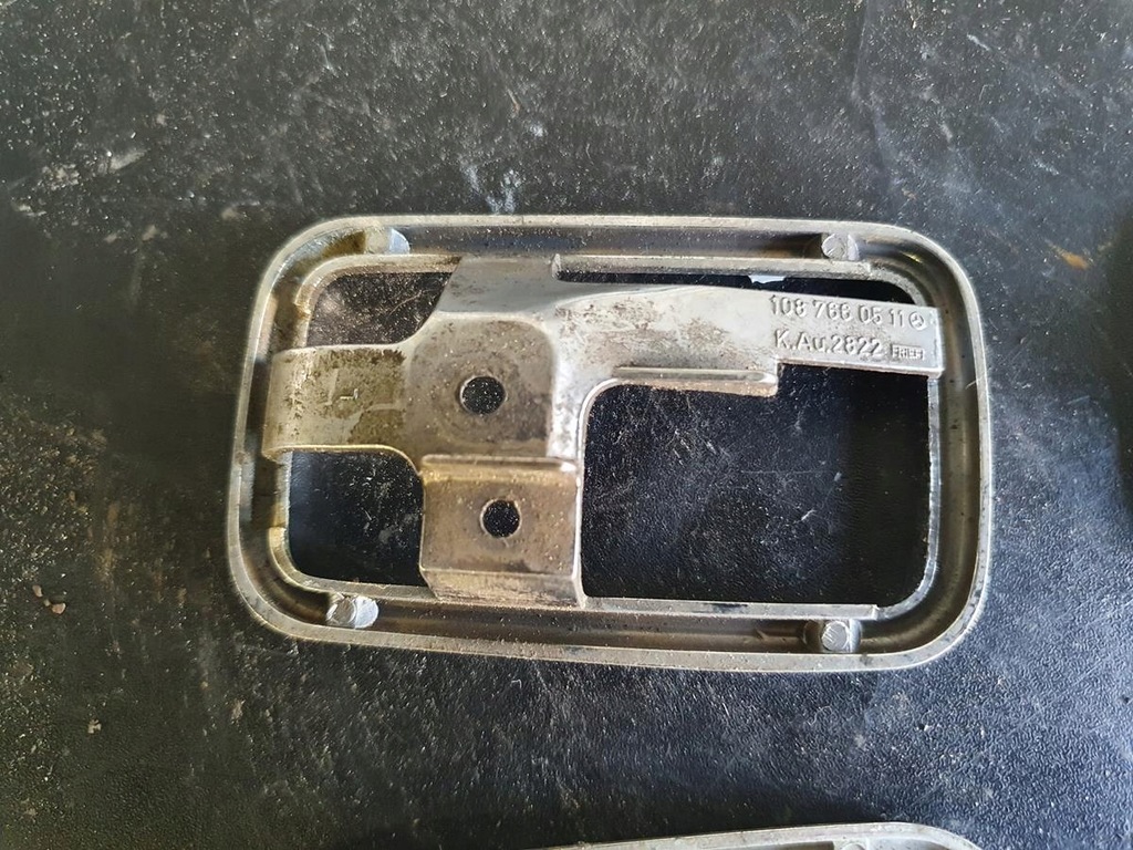 фото №7, Mercedes w114 w115 защита ручка внутренней хром