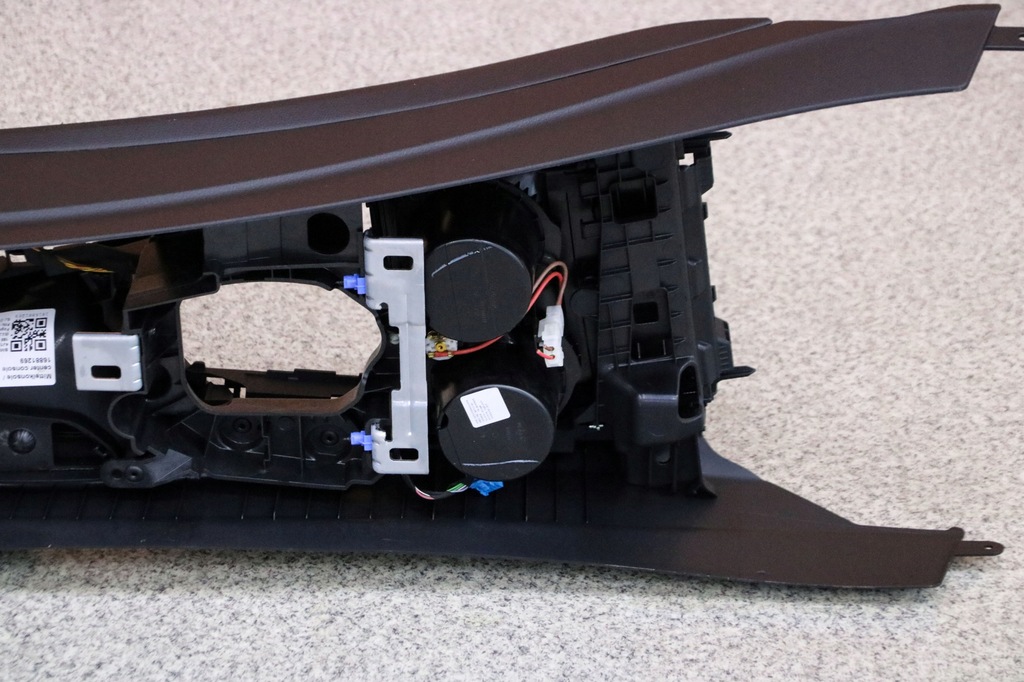 фото №9, Bmw f30 f31 f32 f34 f36 туннель средний зарядное устройство механическая коробка передач europa