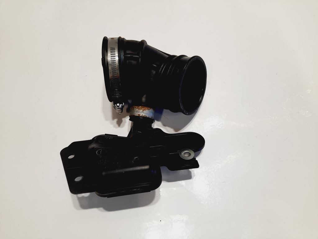 Купити Infiniti fx30d v9x ii s51 труба патрубок турбонагнітача 1by1c