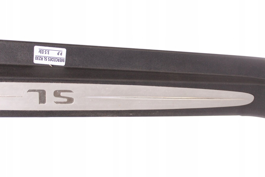 Накладка  порога  правая mercedes sl r230 a2306800435 Киев