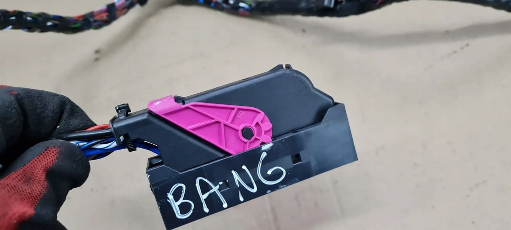 фото №15, S3 8y a3 штекер колодка усилителя bang olufsen 4g0971636