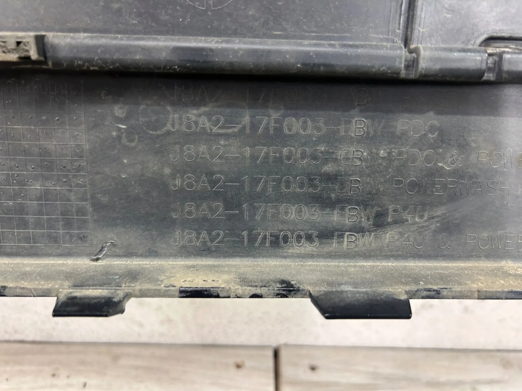 фото №4, Land rover range rover velar s бампер передній