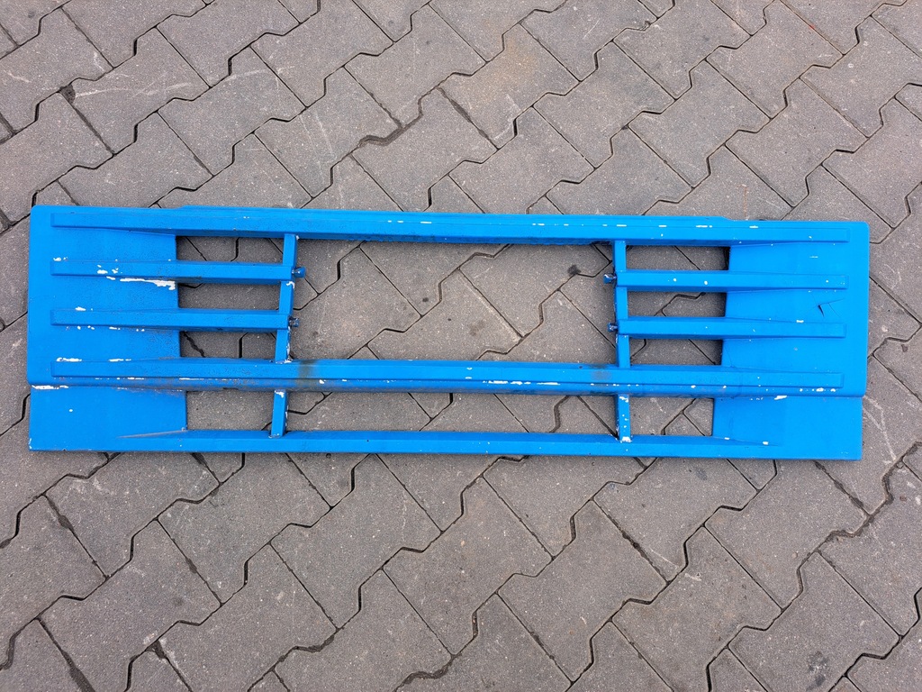 фото №1, Решётка радиатора решётка радиатора капот нижняя volvo fh fm 12