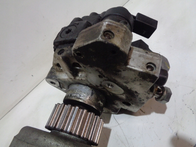 фото №10, Насос впрыскная vw phaeton 3,0tdi 02-07 059130755j