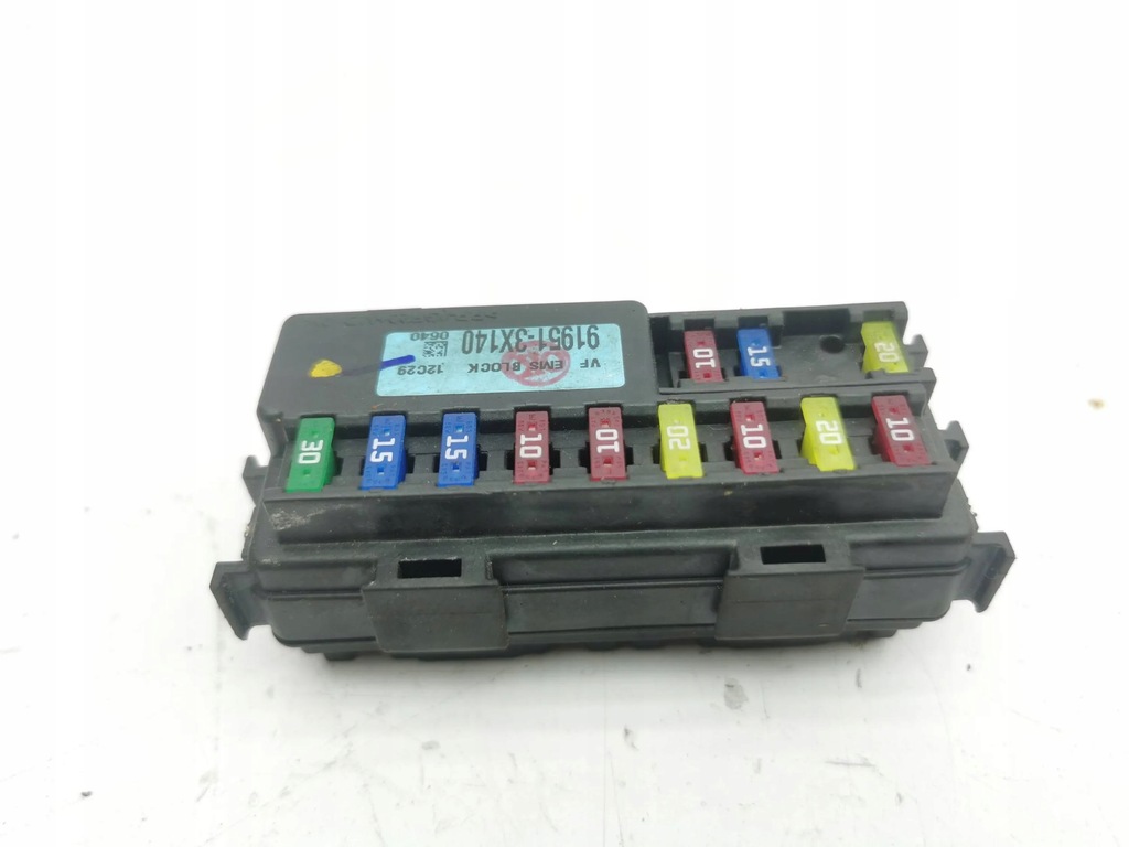 фото №1, Hyundai i40 2012 рамка / модуль запобіжників