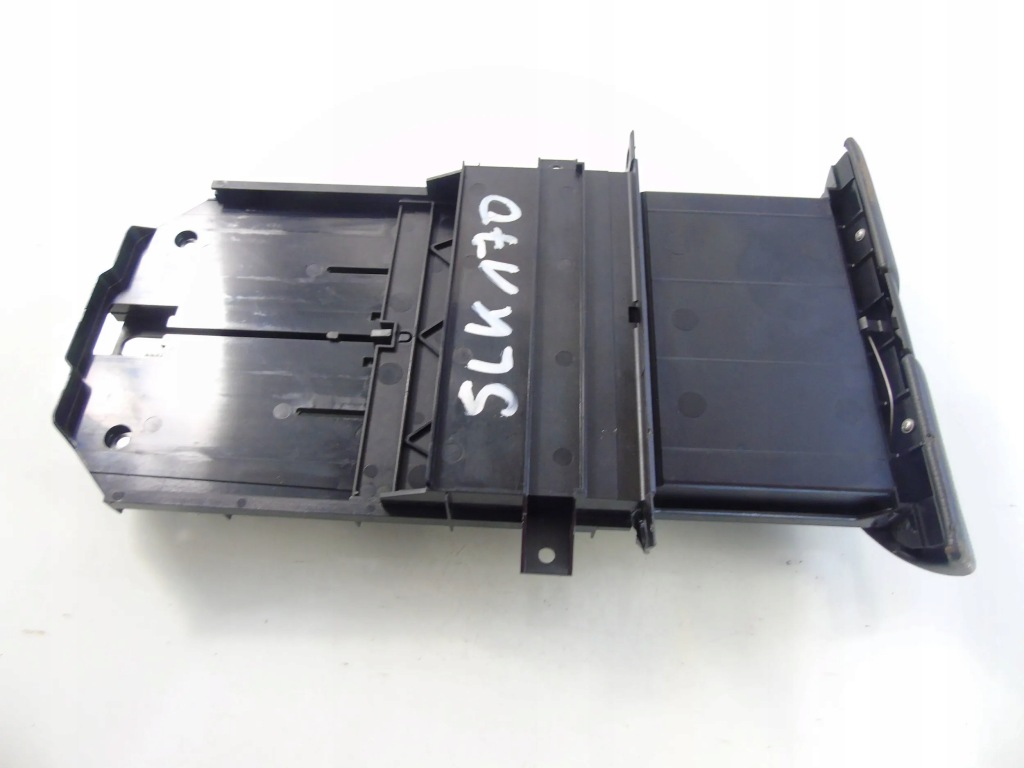 фото №7, Полка бардачок средний панели mercedes slk r170