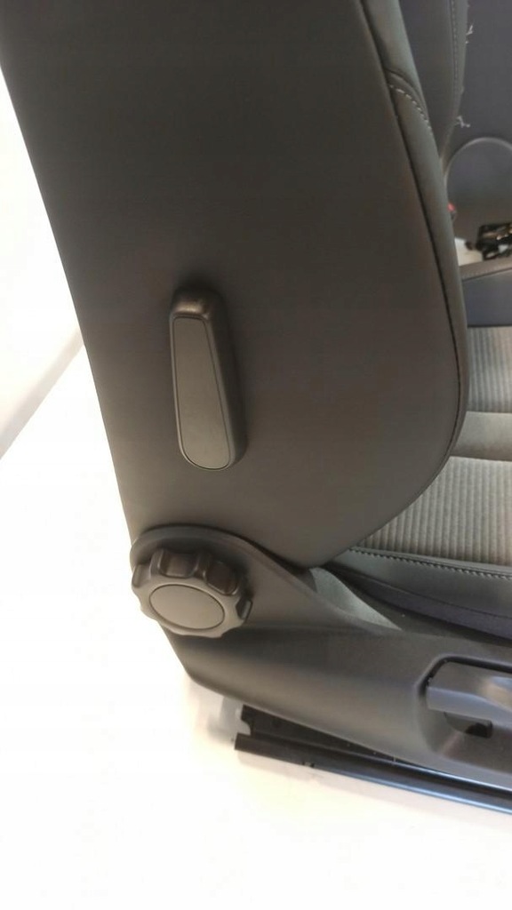 фото №15, Skoda enyaq сидіння заднє сидіння