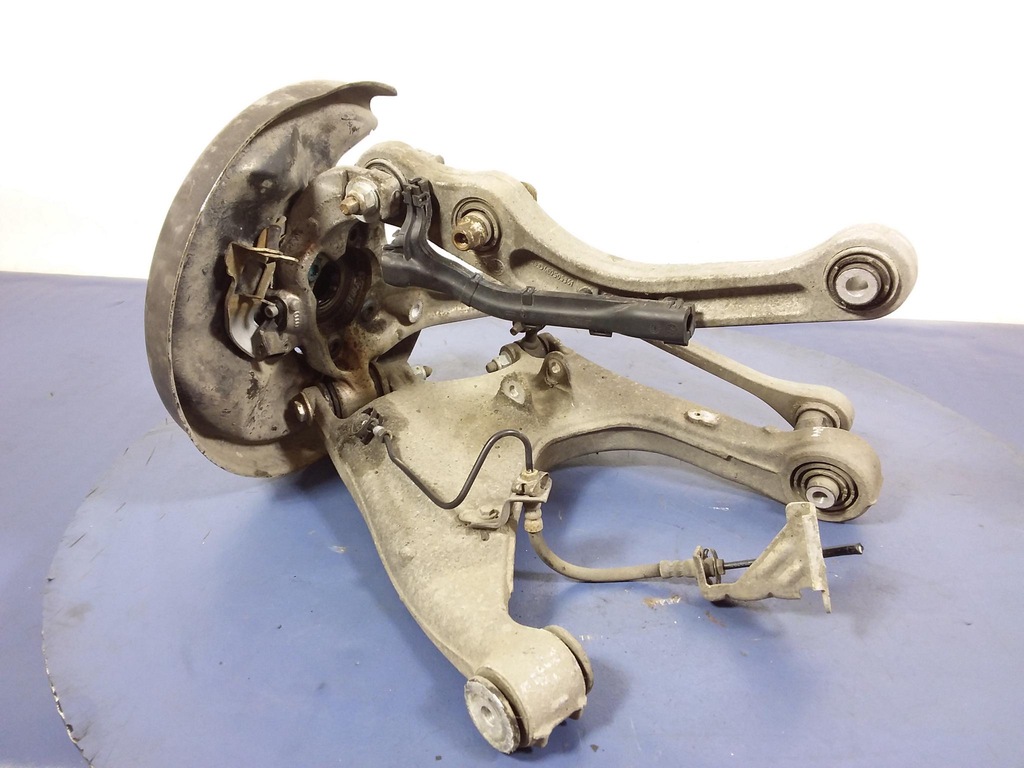 фото №4, Audi a8 d3 quattro поворотный кулак рычаги задняя правый