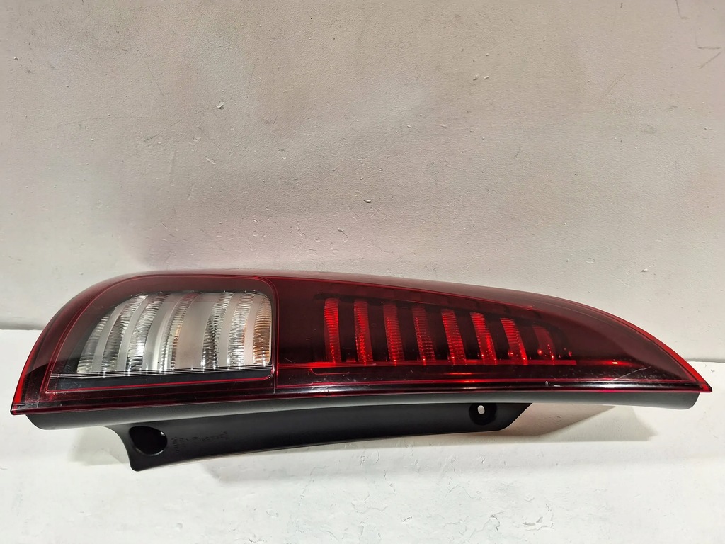 фото №1, Лампа задняя левая 8200394722 renault espace iv lift 06-