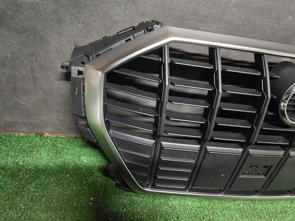 фото №4, Решітка радіатора решітка радіатора бампера перед audi q3 ii 83a