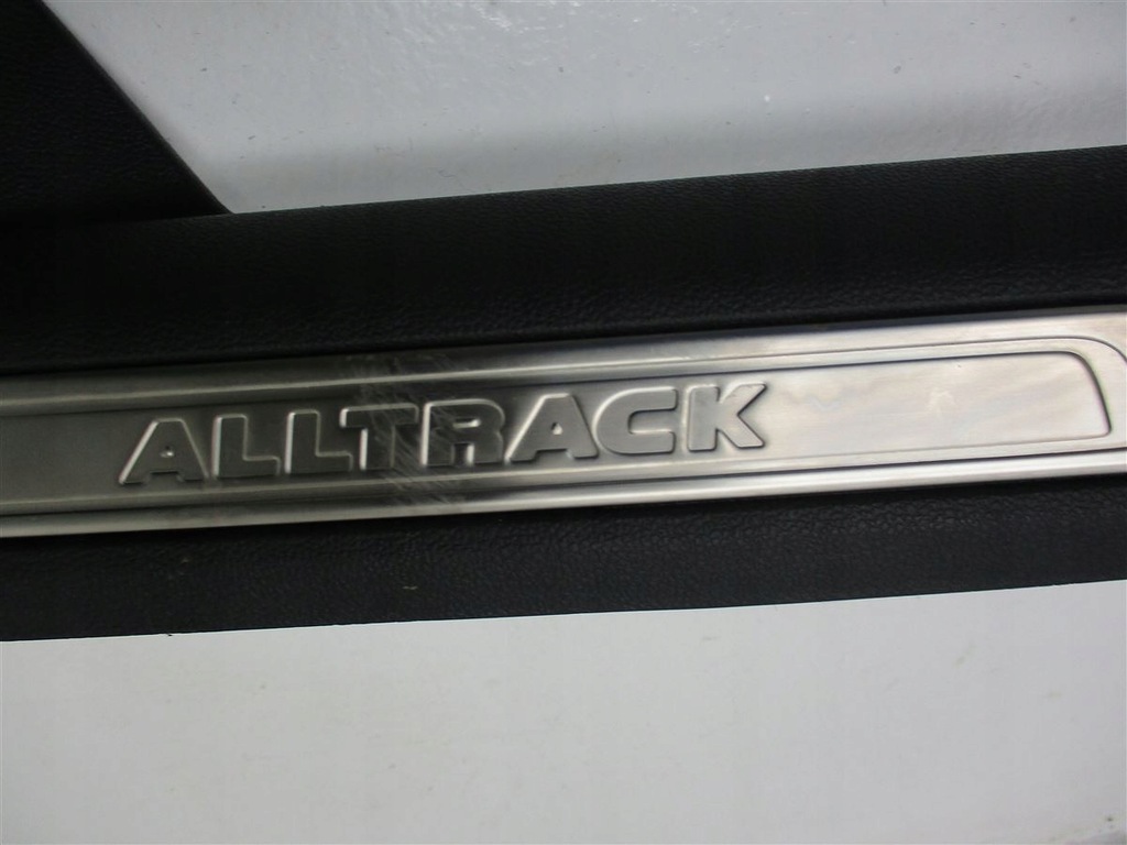 фото №8, Молдинг поріг права vw passat b8 alltrack 3g0853372n