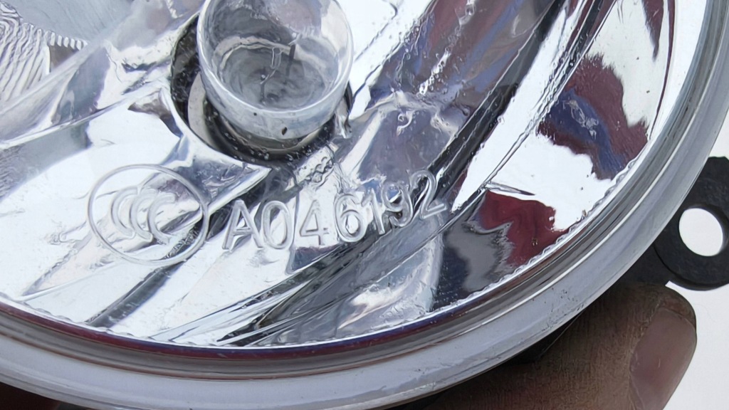 Лампа протитуманна передня перед сторона ліва peugeot 208 a046192 Київ