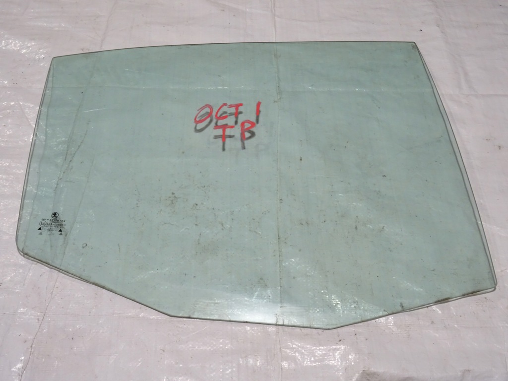 фото №1, Стекло дверь задняя правая skoda octavia i 1 хэтчбек