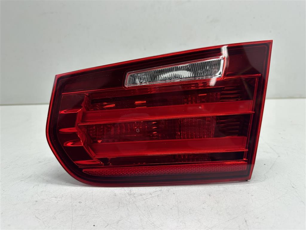 Купити Bmw 3 f30 f31 права лампа задній w кришка led оригінал .