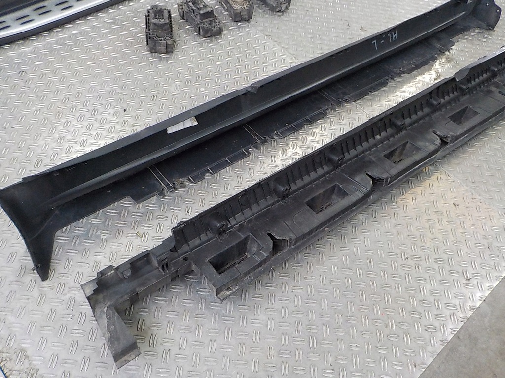 фото №11, Mercedes ml166 11-15 молдинг накладки порогові комплект