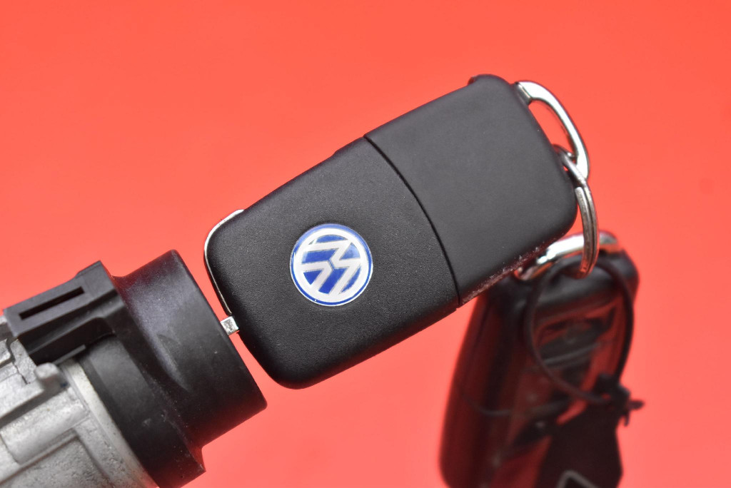 фото №7, Замок запалювання ключ 4b0905851q vw polo 5 v 6r 1.2 12v 70 km 09-15