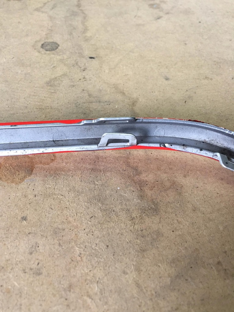 фото №5, Mercedes w205 молдинг бампера dekor a2058851521