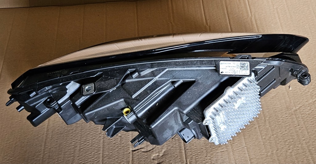 Jaguar e-pace x540 pixel m9c3 ліхтарі  full led нове Ціна