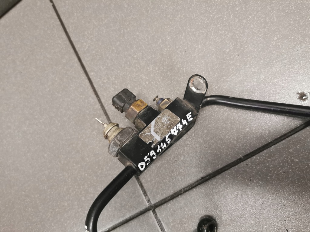 фото №4, Шланг масляний audi a8 d2 2.5 tdi 059145771e