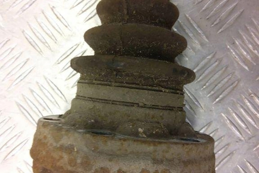 фото №9, Półośka задня права bmw 1 coupe e82 7533453 2.0l дизель 2010