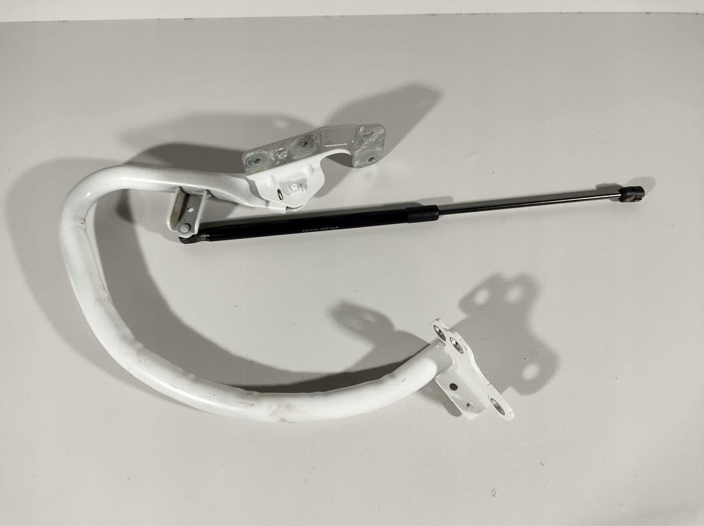 фото №7, Volvo s60 13- петля кришки багажника правий