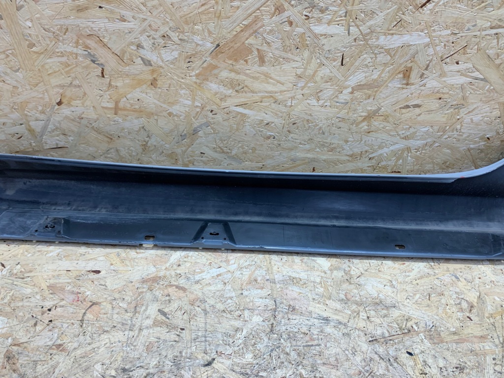 Mercedes cle c236 a2366980200 молдинг поріг права оригінал Недорого