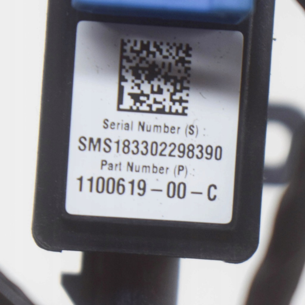 Tesla model 3 2019 правая сторона камера на крыле боковой Недорого