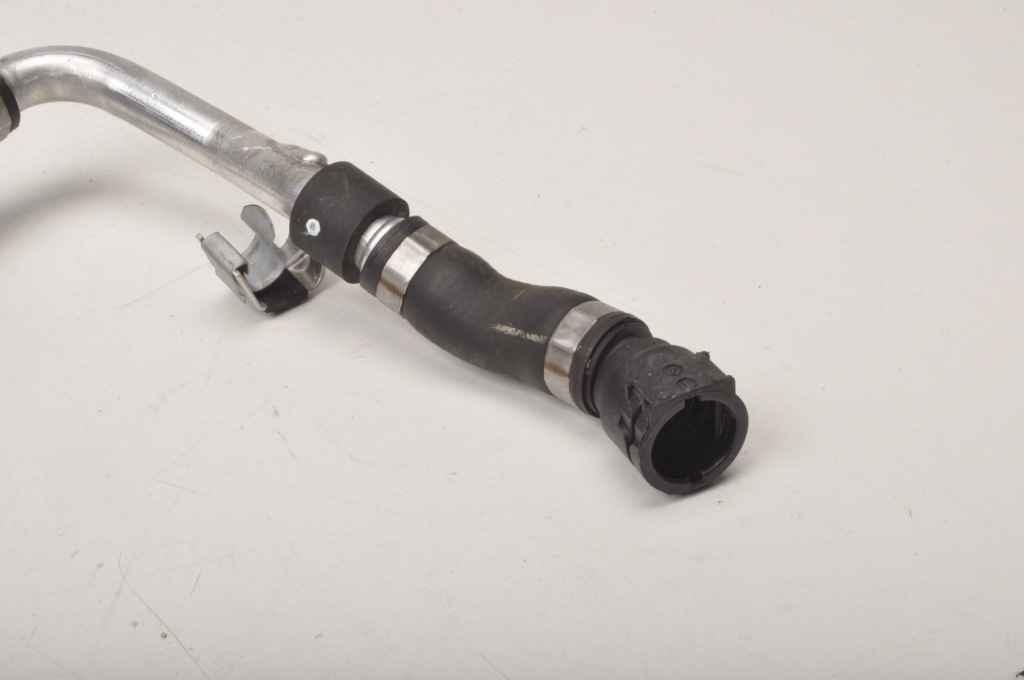 Bmw f39 f40 f44 f45 f46 f48 1.5 труба шланг воды 8658488 с Разборки