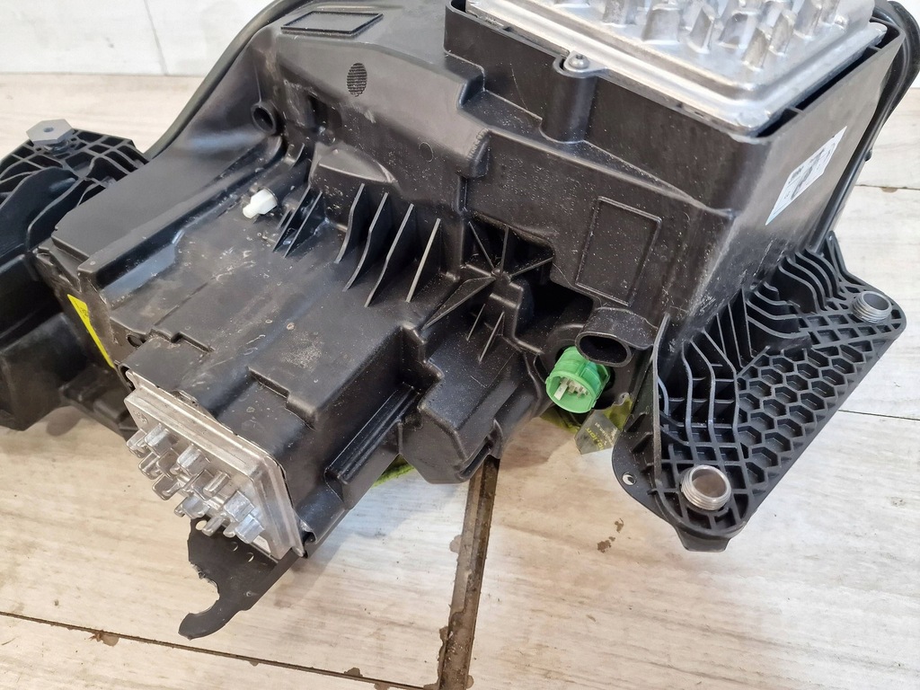 фото №11, Лампа перед передняя правая ferrari roma