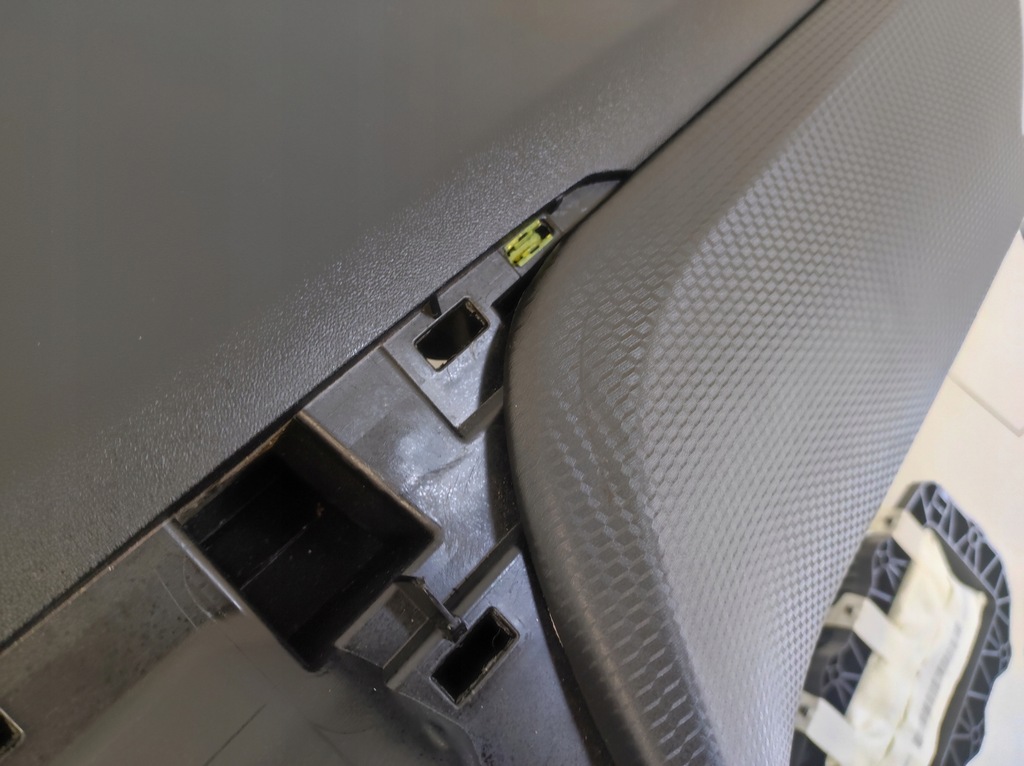 фото №9, Приборная панель консоль подушки безопасности ремни orginał peugeot 2008 i 1 lift