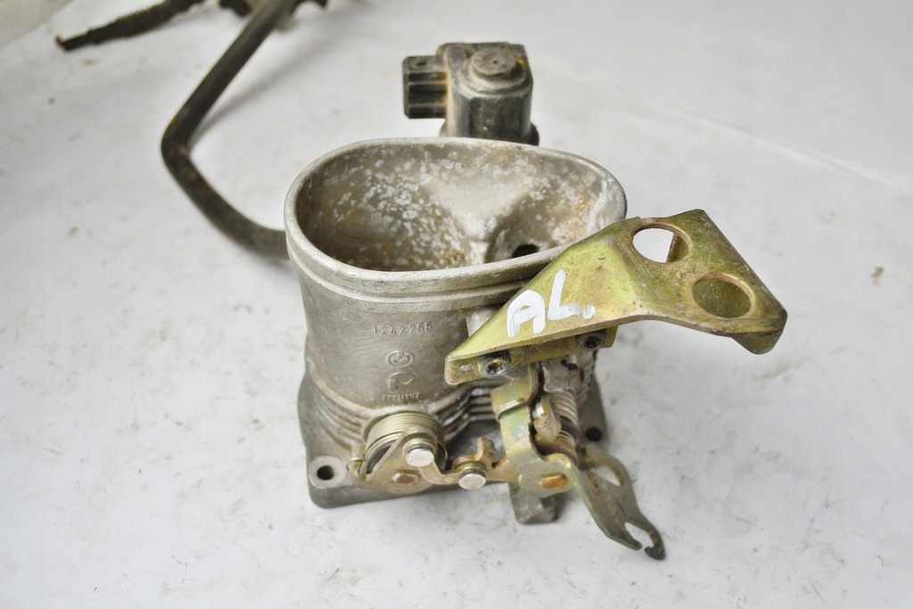Bmw e36 дроссельная заслонка 3284010237 1247756 0280140575 Недорого