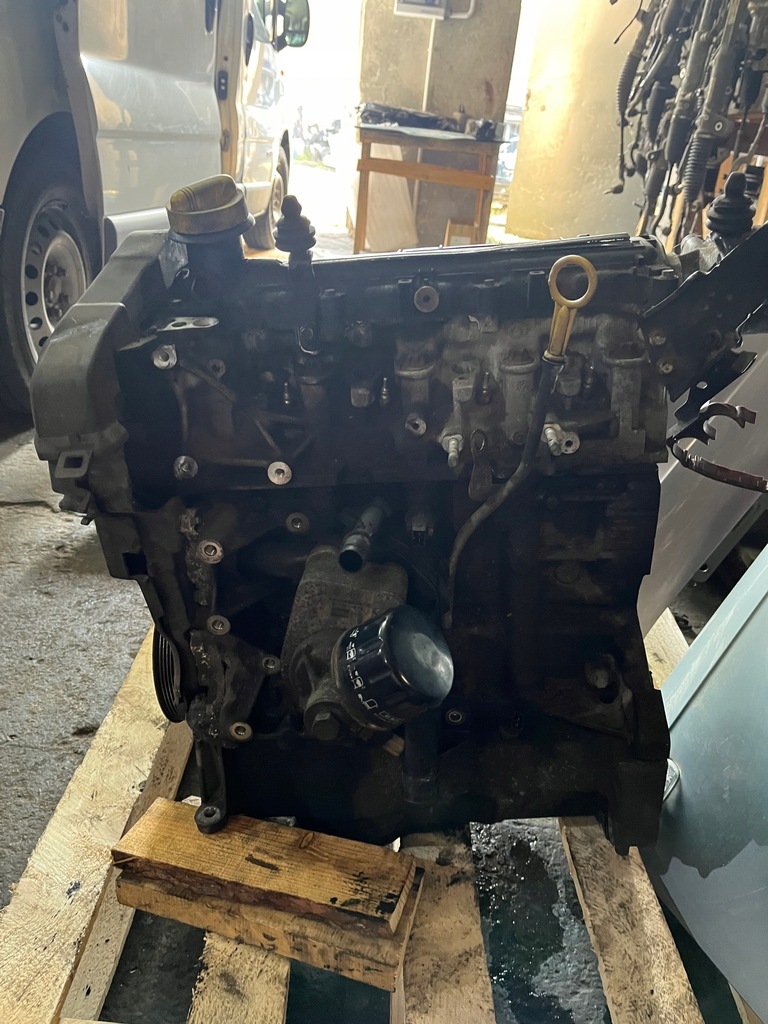 фото №3, 8 renault kangoo clio 1.5 dci двигатель