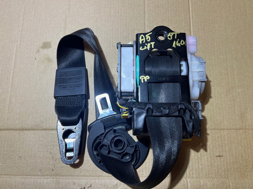 фото №1, Audi a5 8t lift sportback pas безопасности правый 8t8857706c