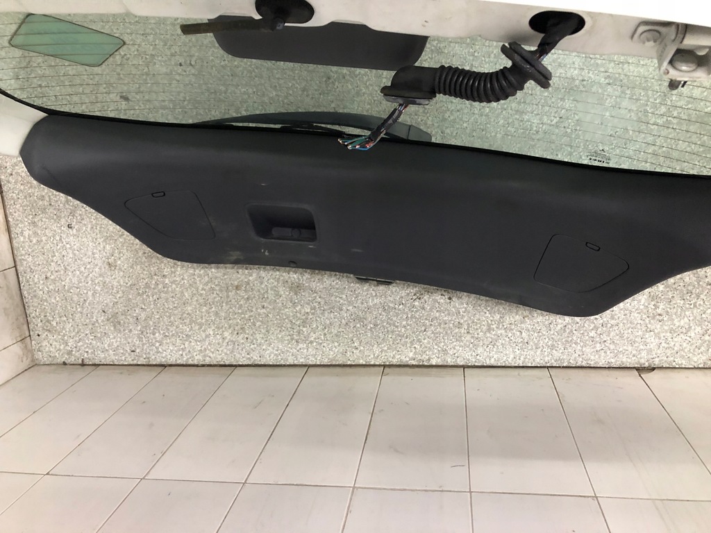 фото №5, Кришка багажника задня багажника mitsubishi colt vi lift 34d