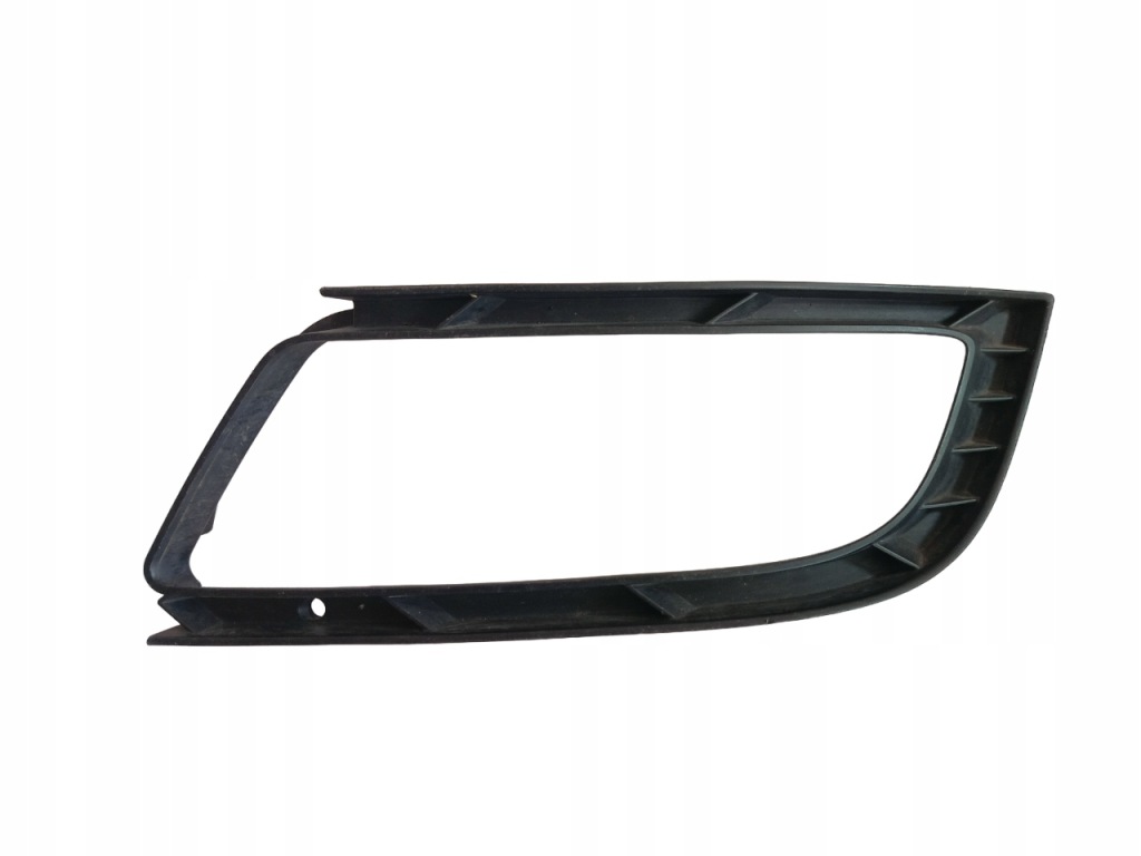 фото №1, Рамка решітка протитуманної фари права 3t0807682 skoda superb ii