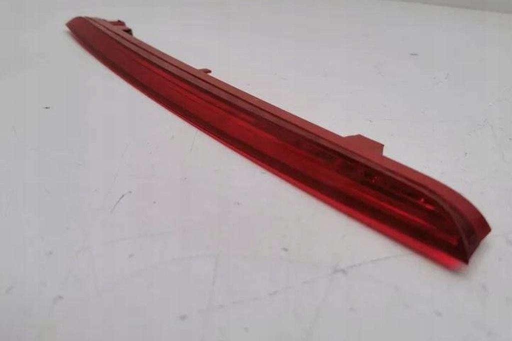 фото №7, Дополнительная лампа стоп audi q3 f3 8v0945097d 1.5l бензиновый 110kw 2019