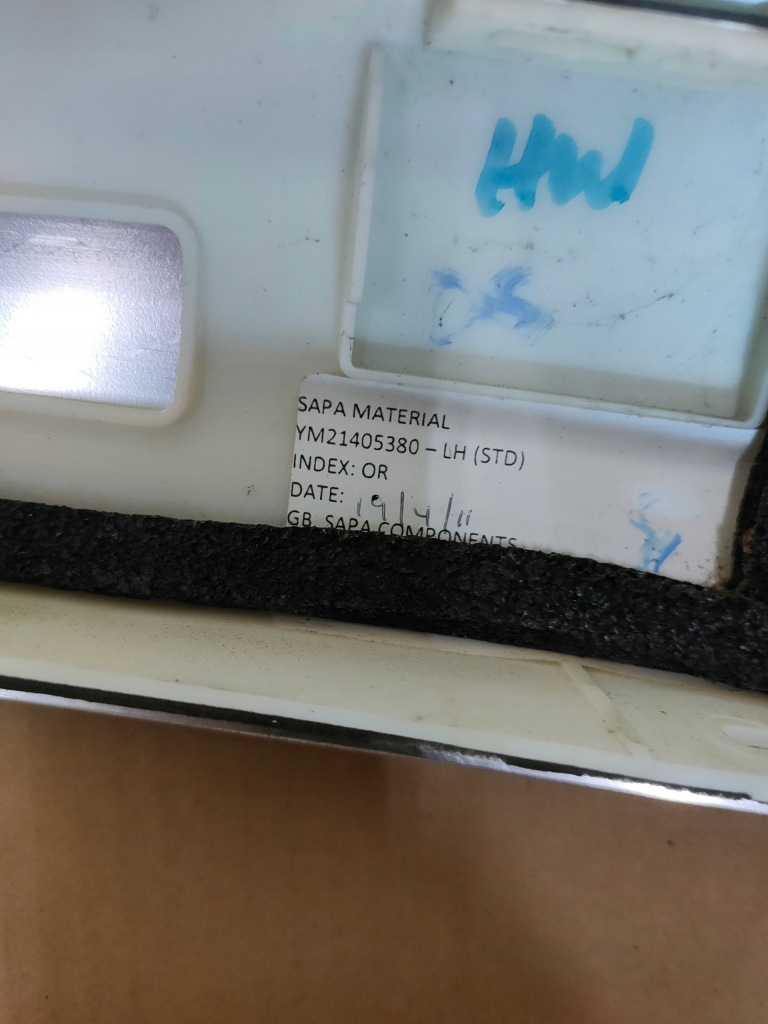 Молдинг кровельная peugeot rcz ym21405380 комплект Киев