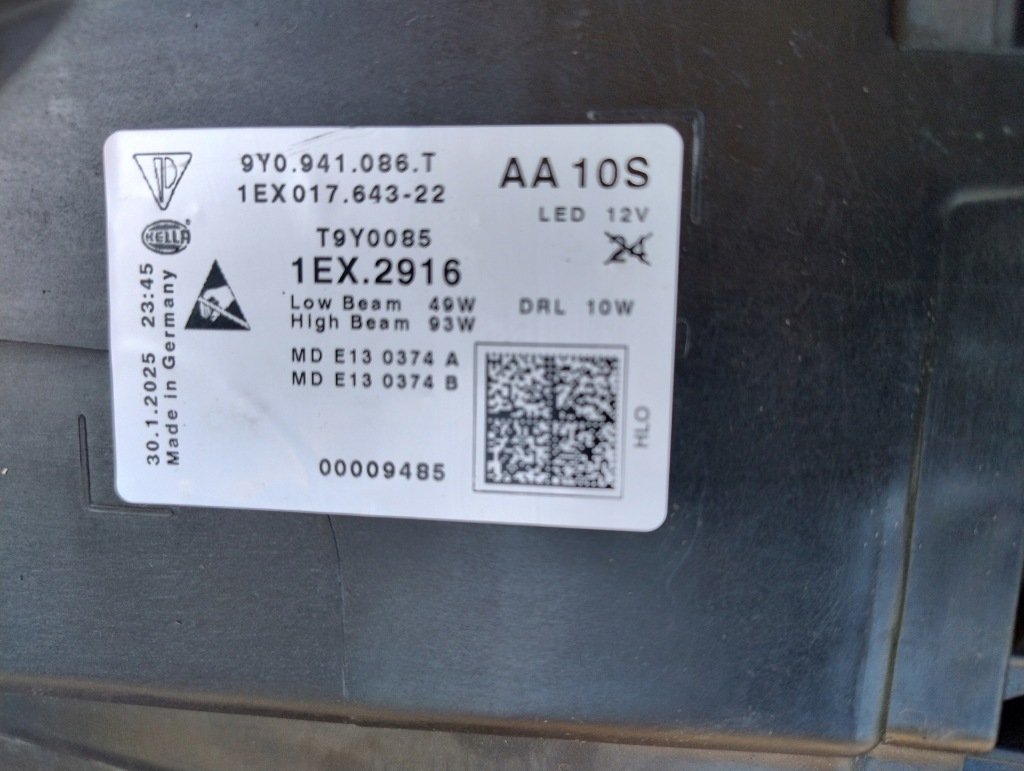 Фара правый  full led laser porsche cayenne 3 9y рестайлинг  2023-^ 9y0941086t Недорого