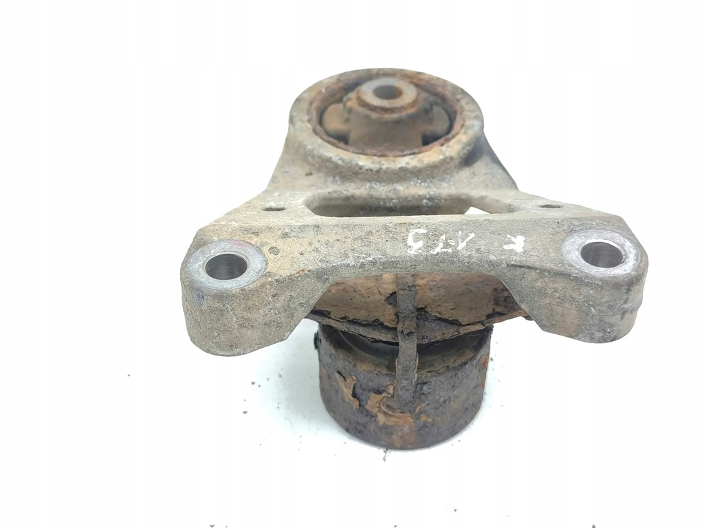 фото №6, Toyota rav 4 xa30 2006 кронштейн двигуна