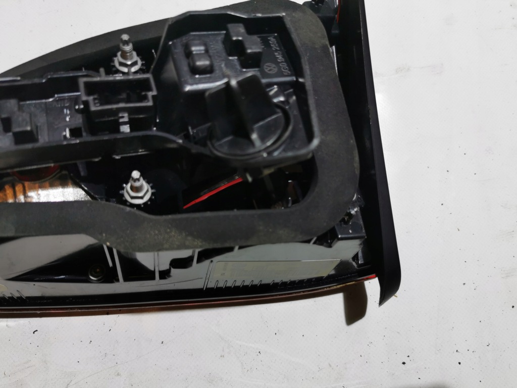 Лампа левый задняя w крышка vw golf vii 5g0945093k с Разборки