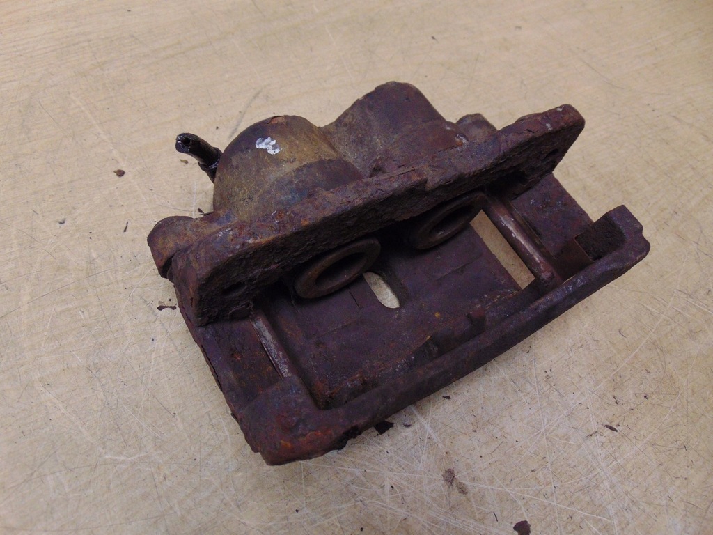 фото №15, Суппорт тормозной правый перед chevrolet tahoe ii 1999-