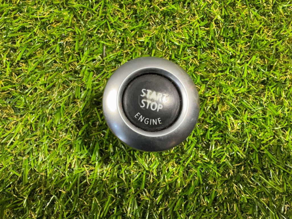 фото №1, Bmw 1 e81 e87 2006 кнопка зажигания запуск / стоп